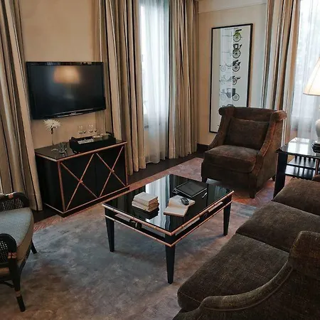 Castadiva Residences Villa
