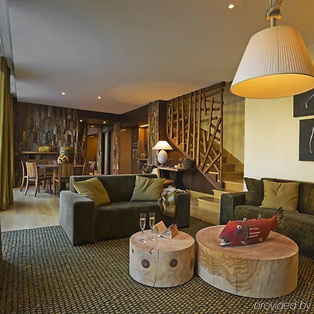 Castadiva Residences *