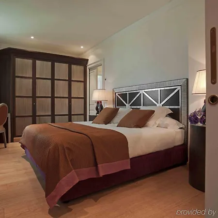 Castadiva Residences Villa